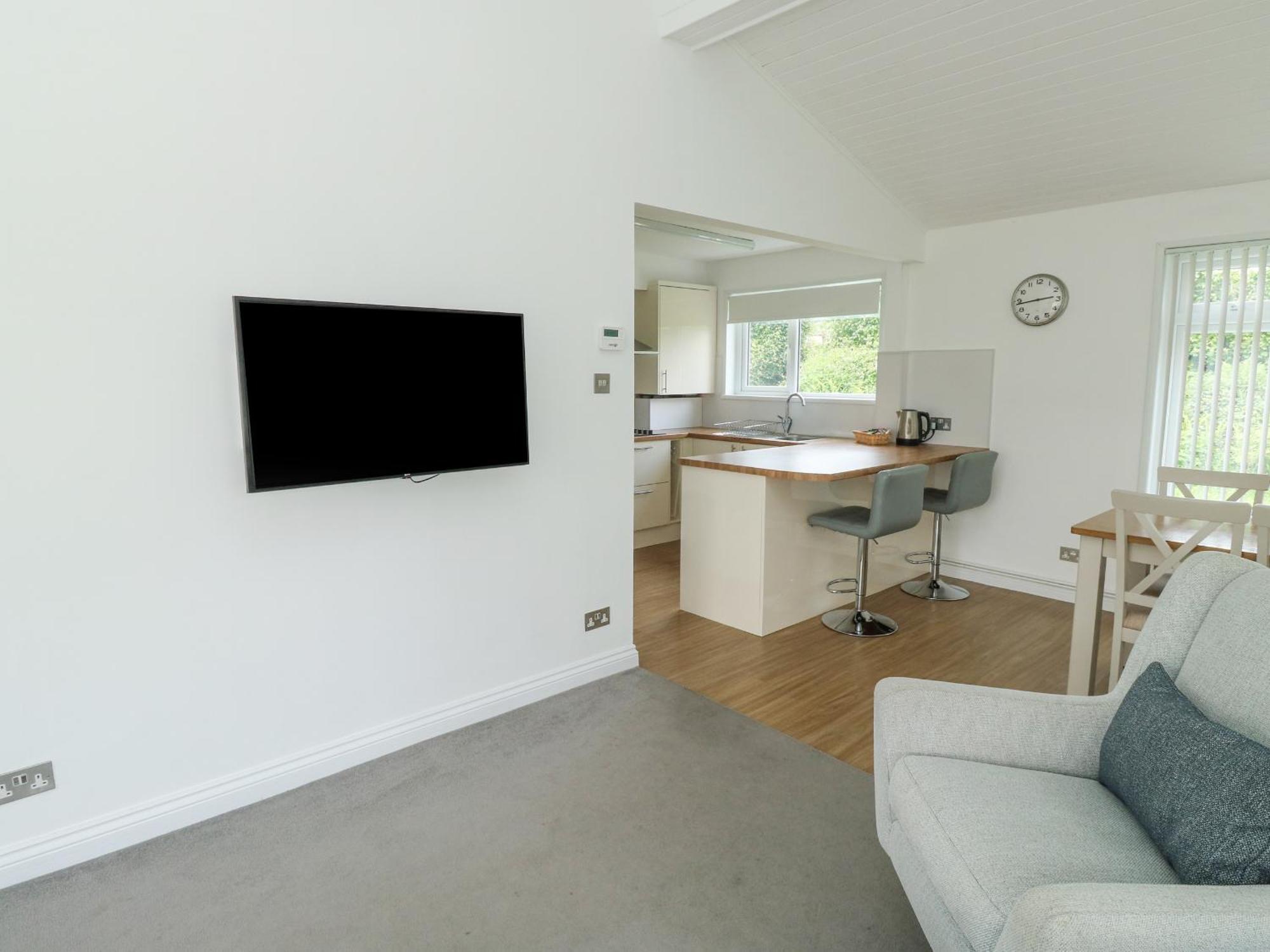 Harcombe House Bungalow 1 Newton Abbot Exterior photo